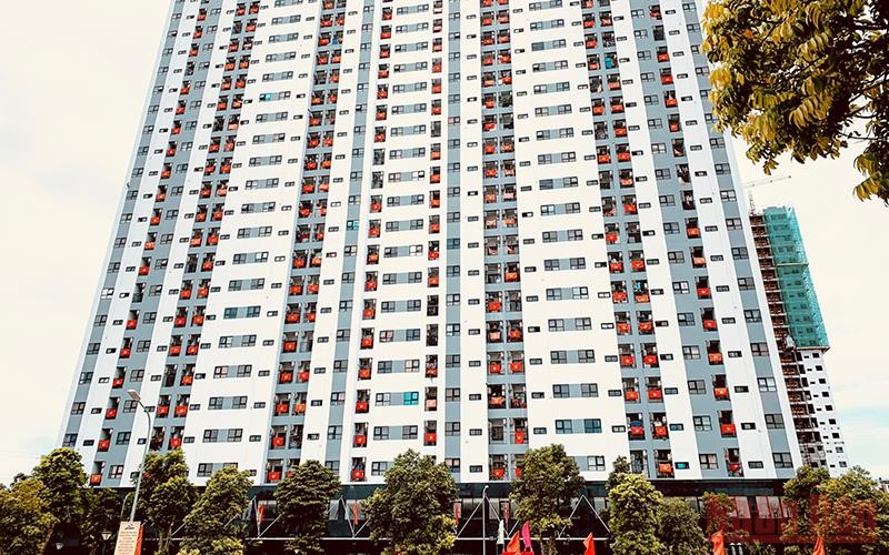 Chung cư HH3-HH4 Đồng Quốc Bình (quận Ngô Quyền) được xây mới với quy mô 1.456 căn hộ đã được bố trí cho dân các khu chung cư cũ đến sinh sống